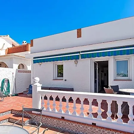 Pinocho Comfort With Pool Appartamento *